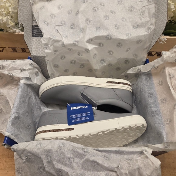 Birkenstock Oswego Leather Slip-On Sneakers Gray Womens Size 37 NIB - Picture 5 of 8